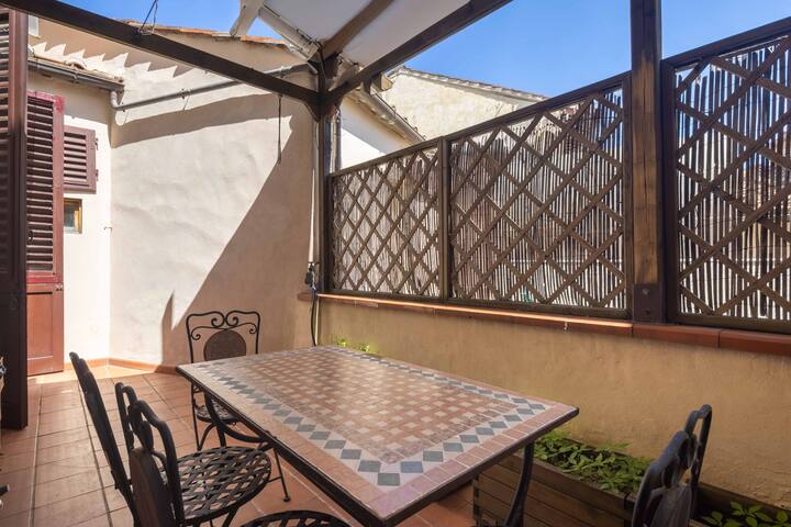 Duomo Royal 3 BDR 2BTH gallery image 3