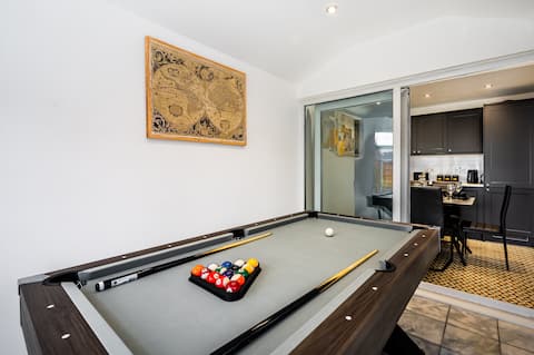 Contractors - 3 Bedroom/ 1.5 Bathroom -
