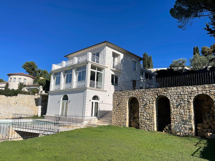 Grande Villa Vue Panoramique Mer & Ville De Cannes - France