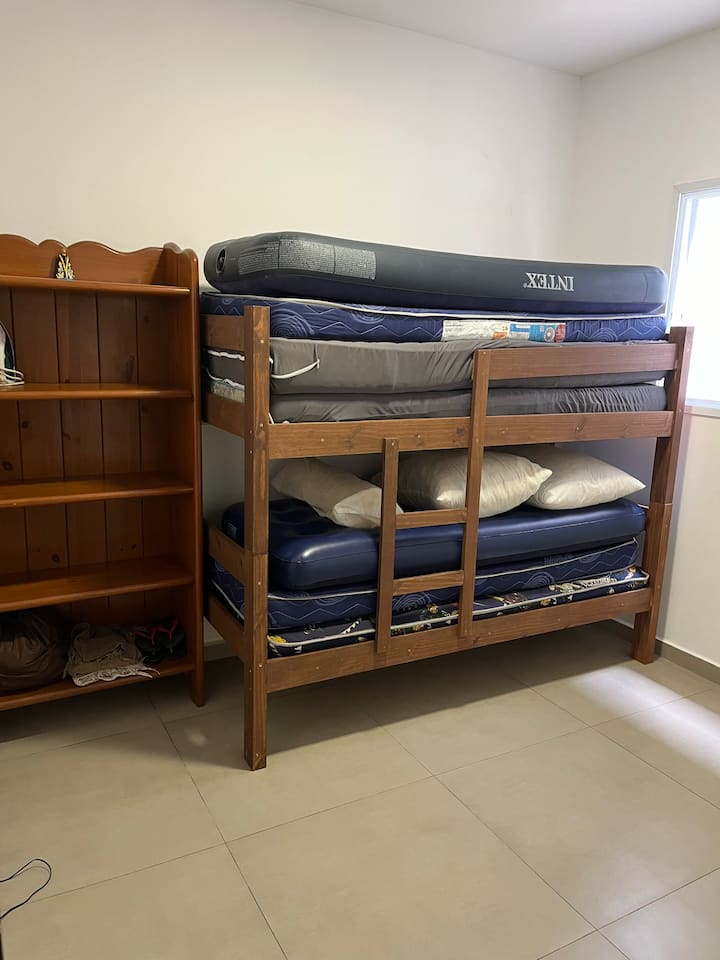 საძინებელი 1