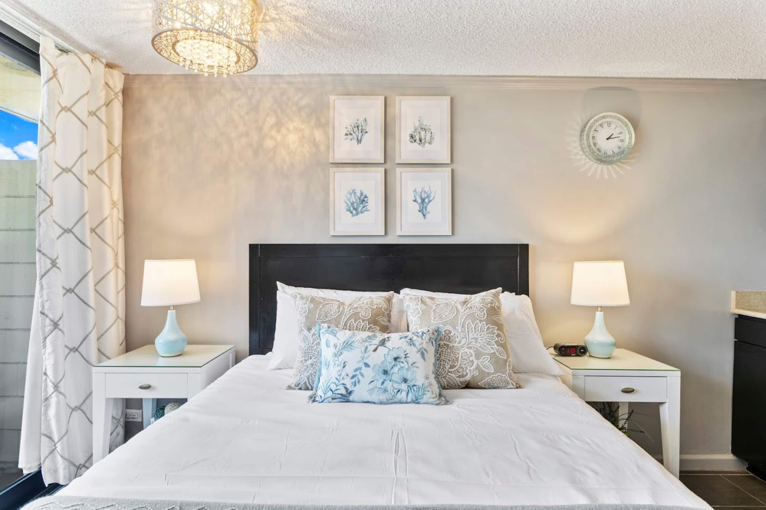 Cozy Waikiki Retreat: Your Tropical Home Away - Image 4