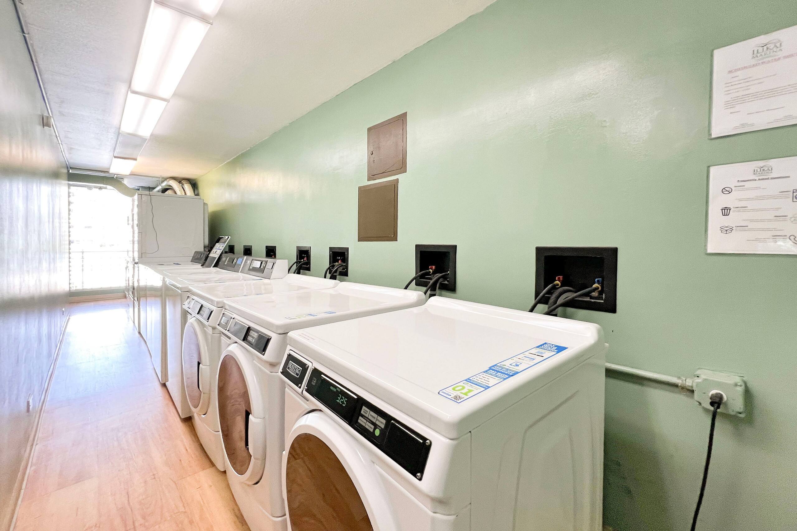 Condo in Honolulu · ★4.78 · Studio · 2 beds · 1 bath - Image 17