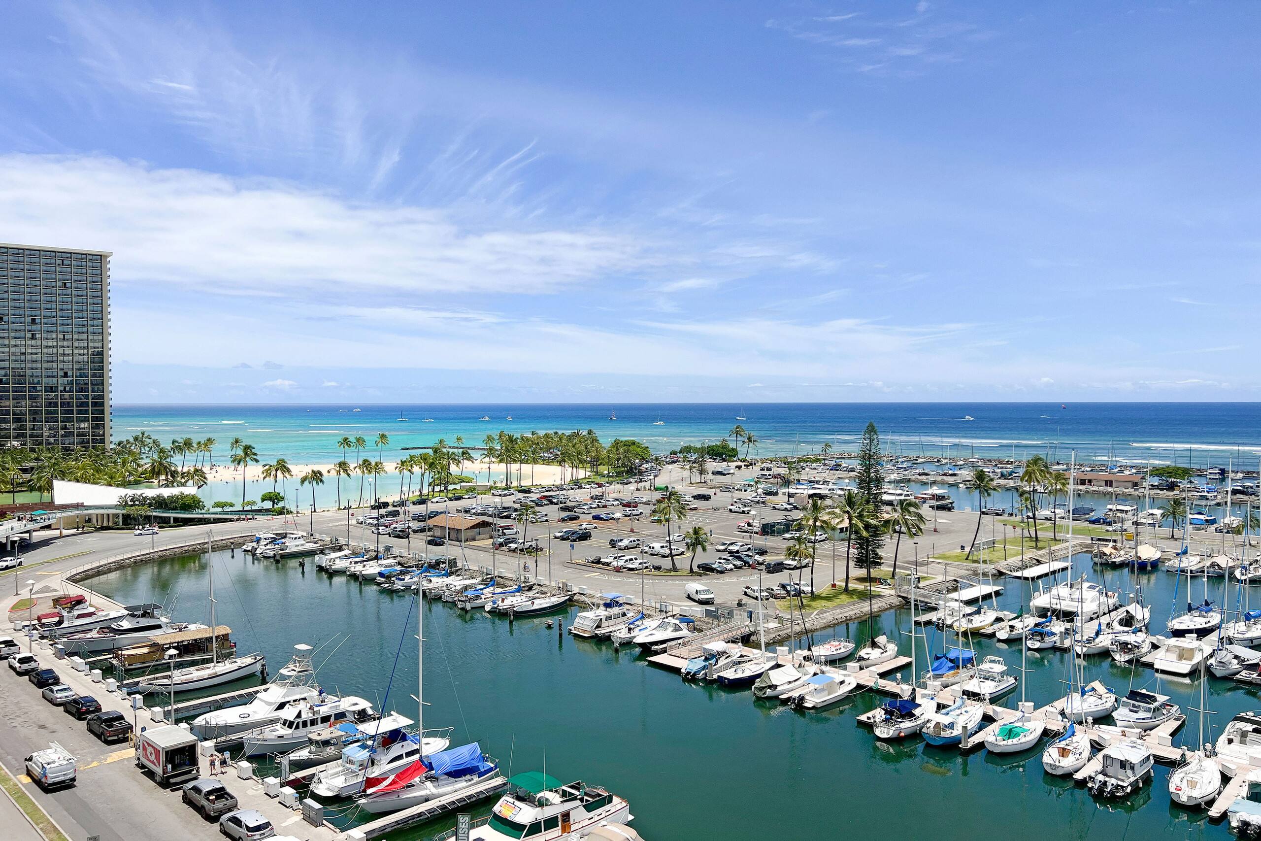 Condo in Honolulu · ★4.78 · Studio · 2 beds · 1 bath - Image 19