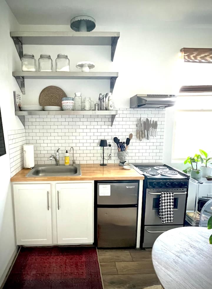Charming 1 Br/1b Apartment In Waterfront Community - Maricopa, AZ