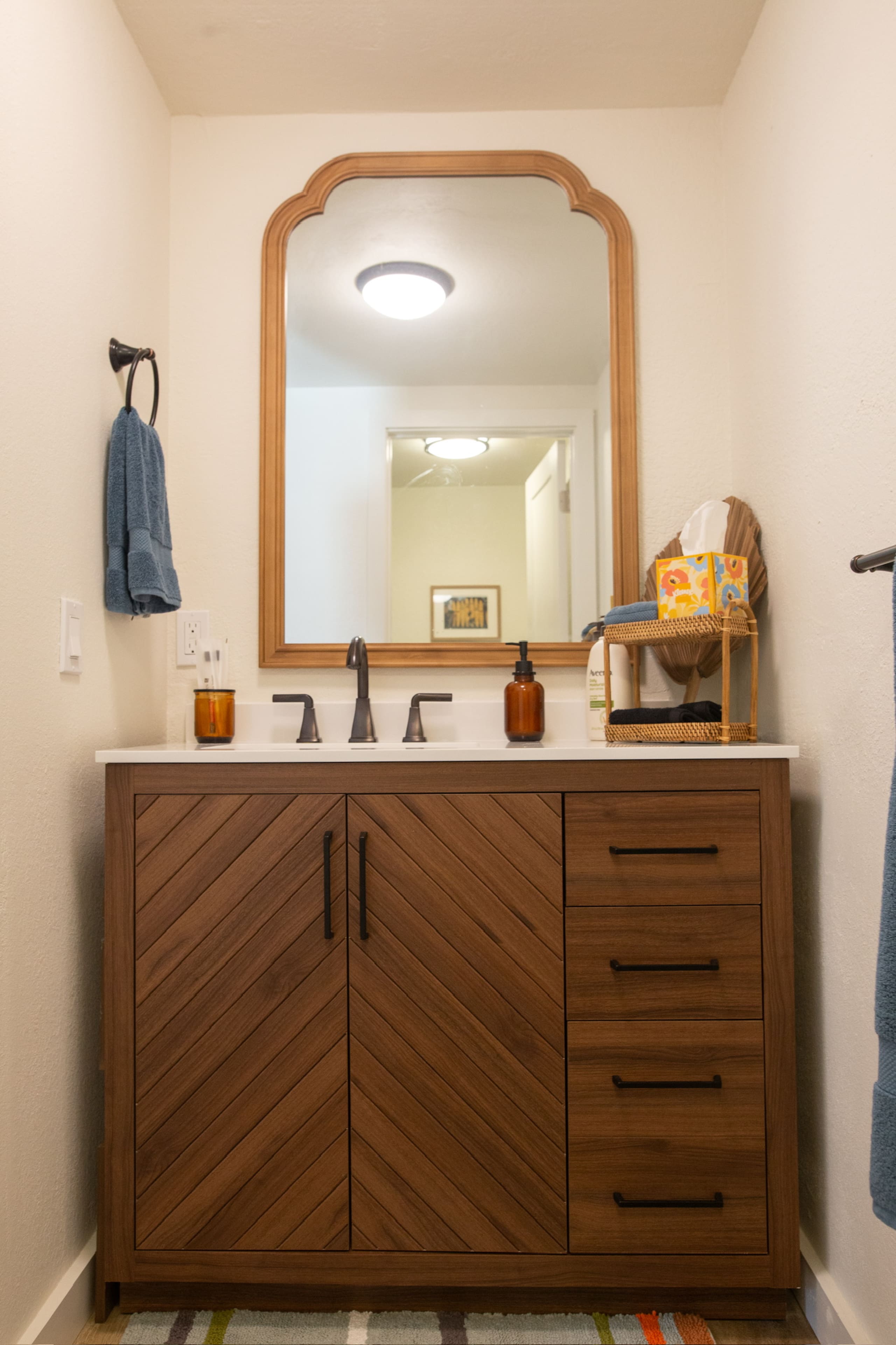 *NEW AC* Remodeled Studio w/ Kitchenette - Photo 9