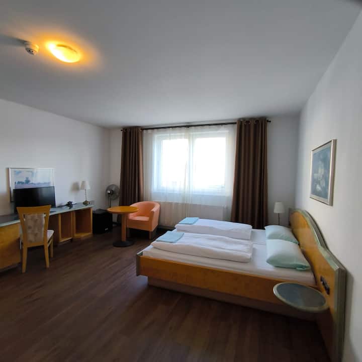 غرفة النوم 1