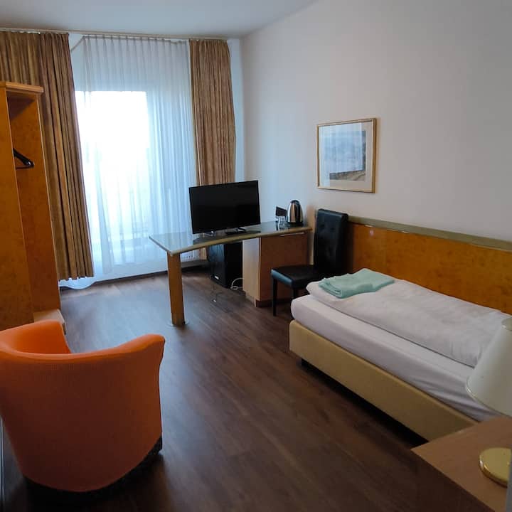 غرفة النوم 8