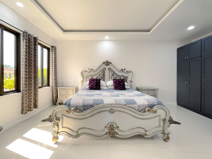 غرفة النوم 1