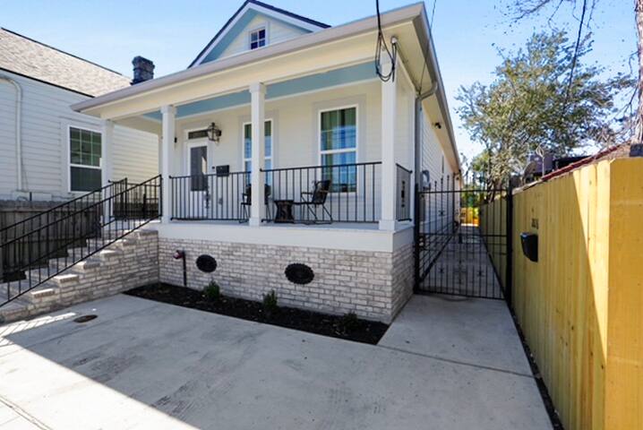 Home in St. Roch gallery image 3