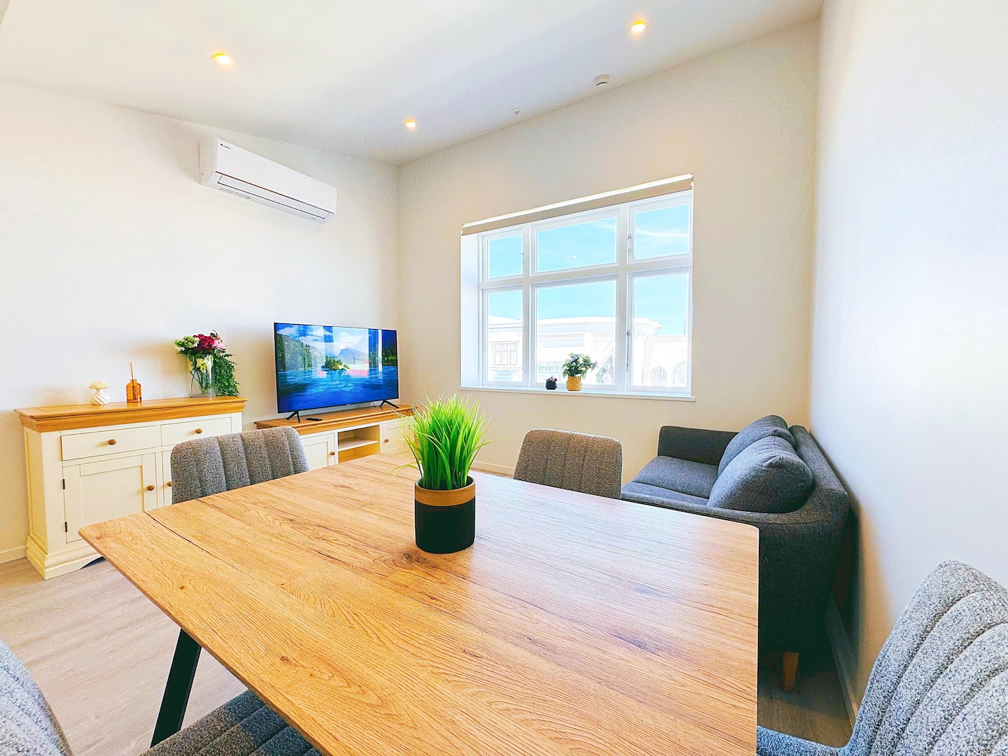 Sleek 2-br Retreat@petone 3