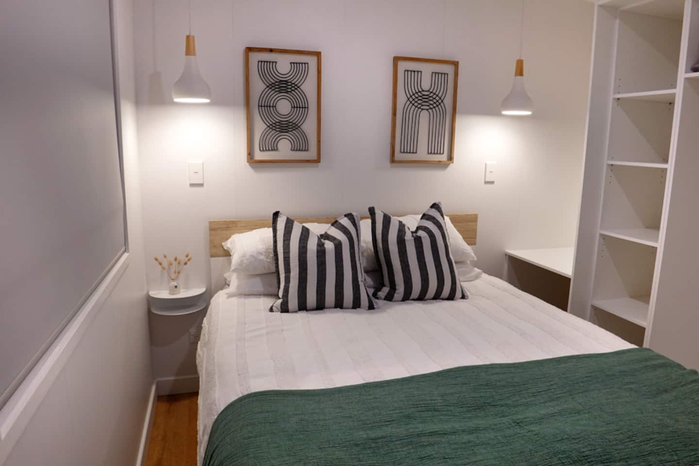 Tiny House - 750m To Mission Estate Winery! 3
