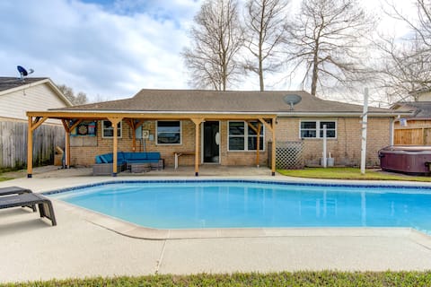 4BR Home w/ Pool • Family & Corporate Stay, Kemah