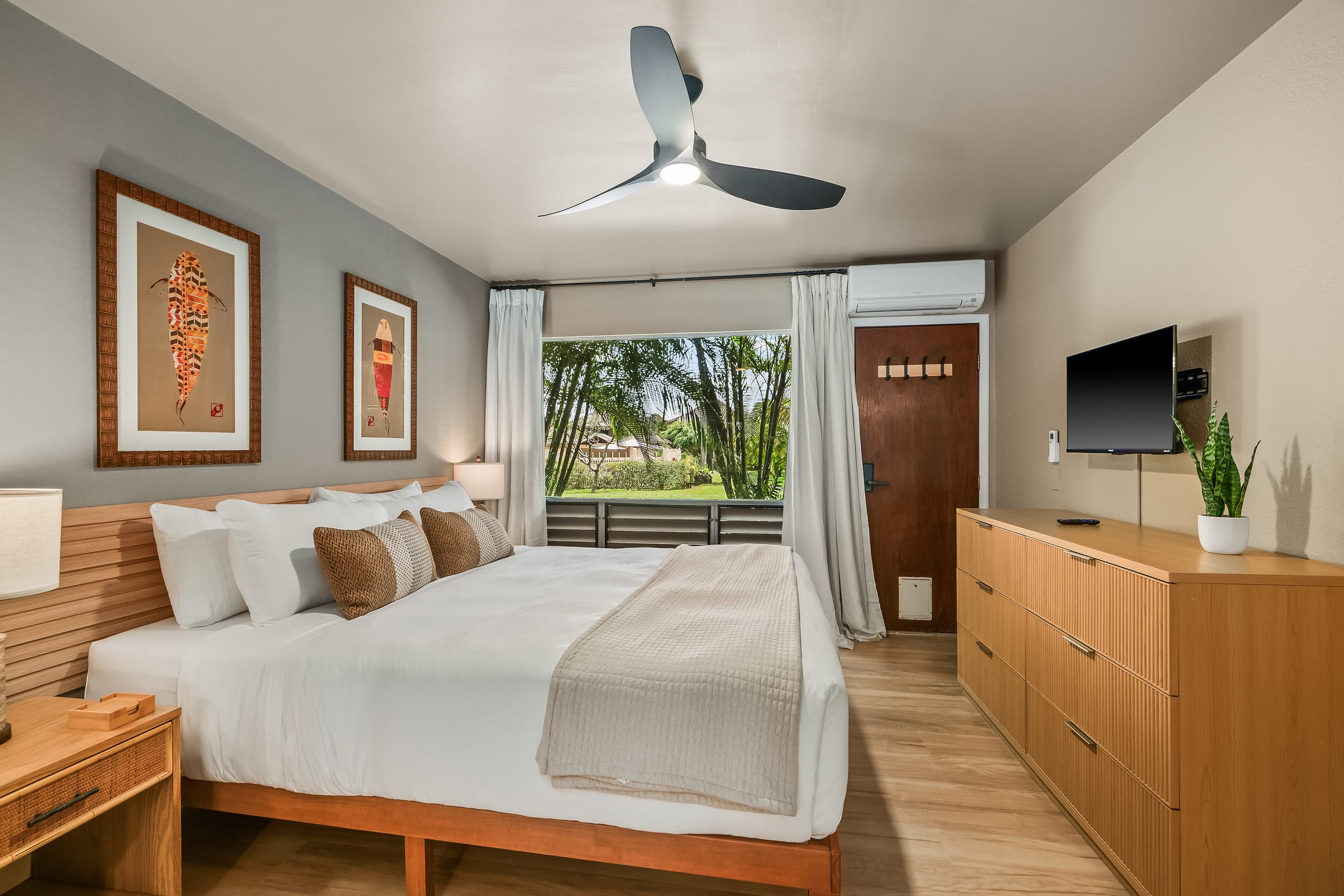 Luxe Kauai Retreat | Lanai, AC, Pool, King Bed - Image 11