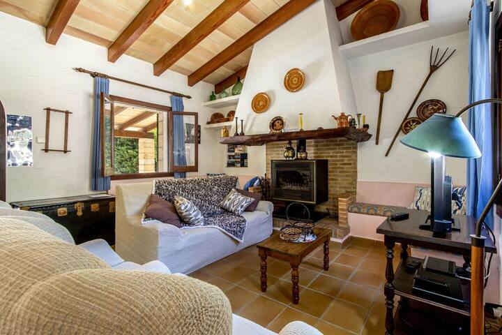 Traditional Villa For 4 People Near Pollensa - Mallorca