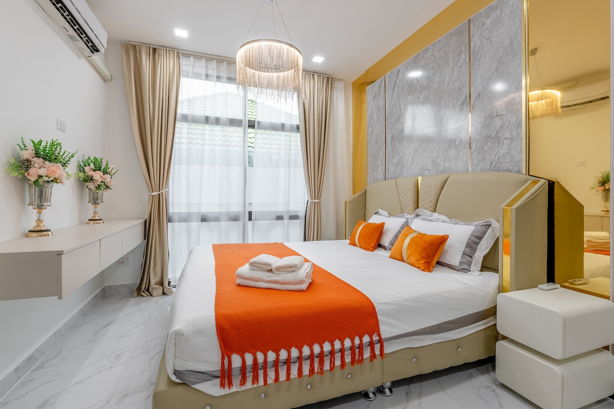 3BR Private Pool Villa thumbnail 7