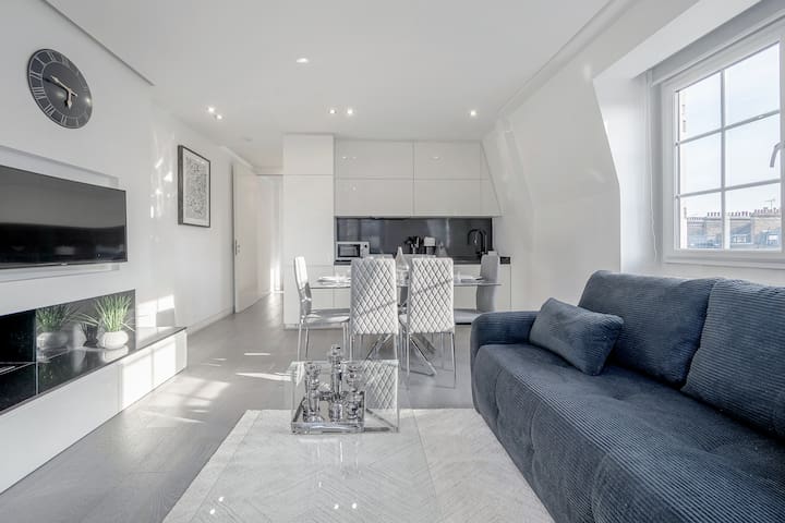 Sublime Knightsbridge Penthouse / 2Bed 2.5 Bath