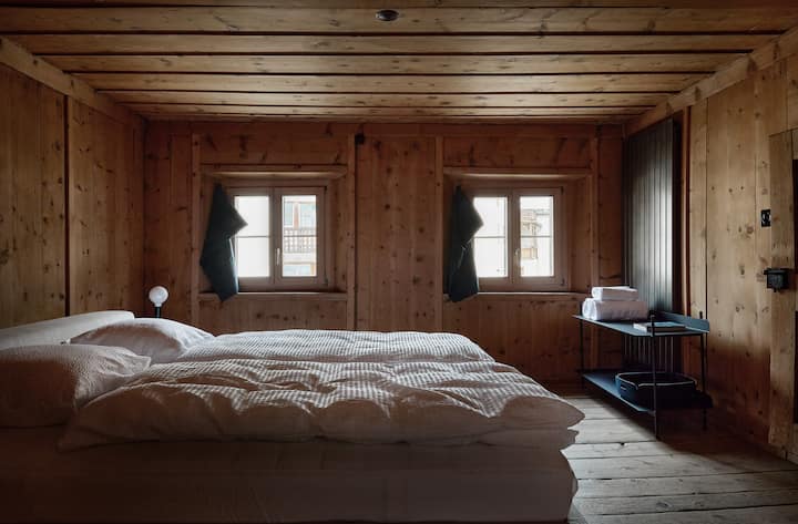 საძინებელი 1