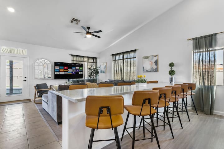 Private 6BD Pickleball, Pool, Movie Room, Arcades gallery image 4