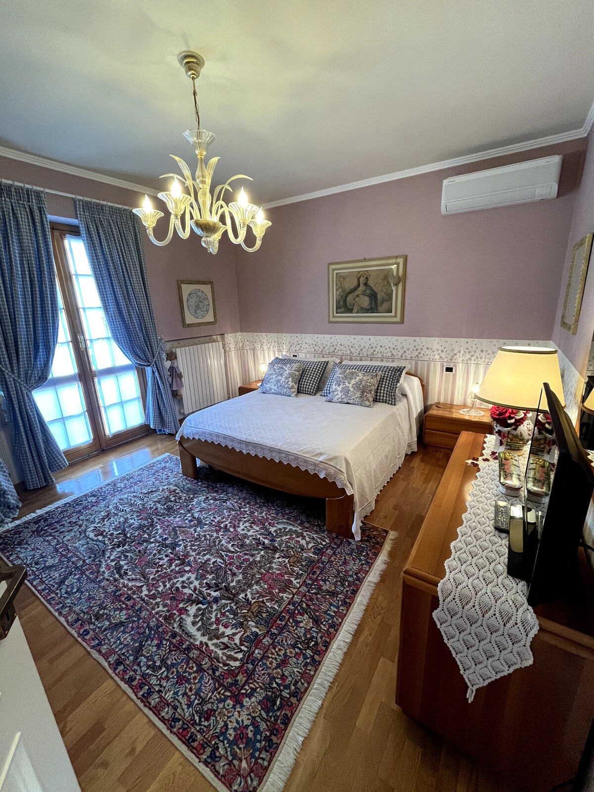 غرفة النوم 1