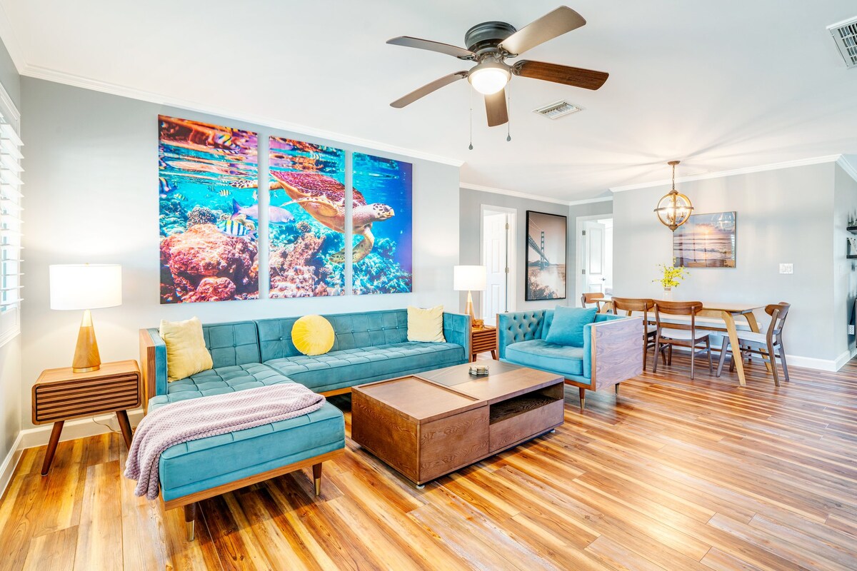 Top performing Airbnb: Canal-Front Escape | Firepit, Dock & Boat Slip in St. James City
