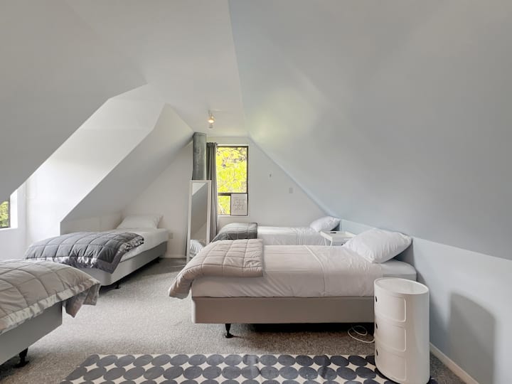 საძინებელი 3