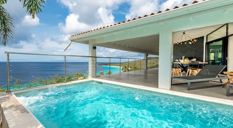 Villa Neshi - Cas Abou Resort