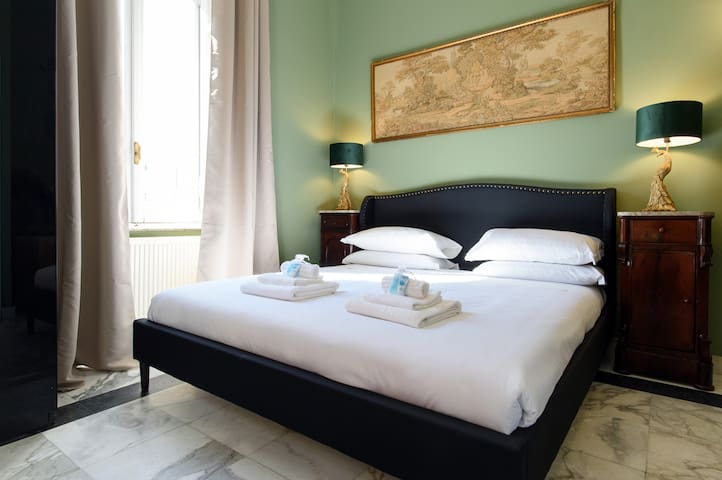 [5 rooms, 3 bathrooms] Historic Home at Colosseum gallery image 2