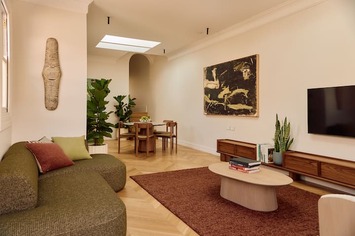 Mucca Suite – Boutique Apartment in Newtown gallery image 4