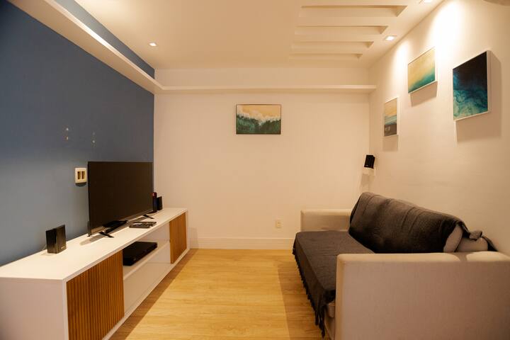 SuhcasaCopacabana managed Airbnb listing 2