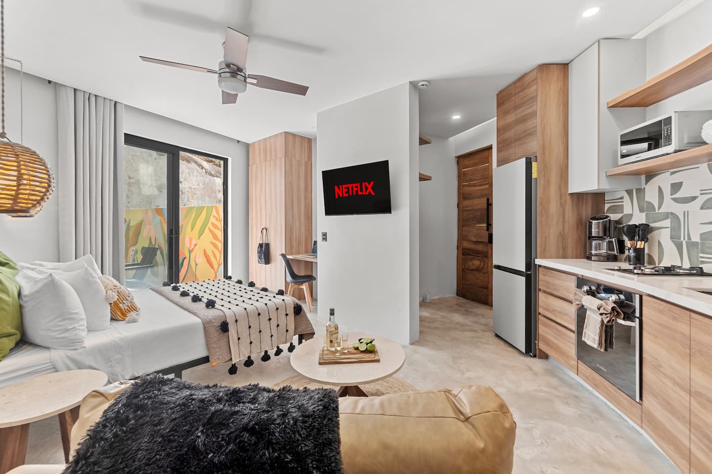 Modern Studio with All the Comforts: Discover the perfect blend of style and comfort in this Sayulita condo. The thoughtfully designed interior includes a comfortable bed and a private deck, making it an ideal getaway for relaxation and rejuvenation.