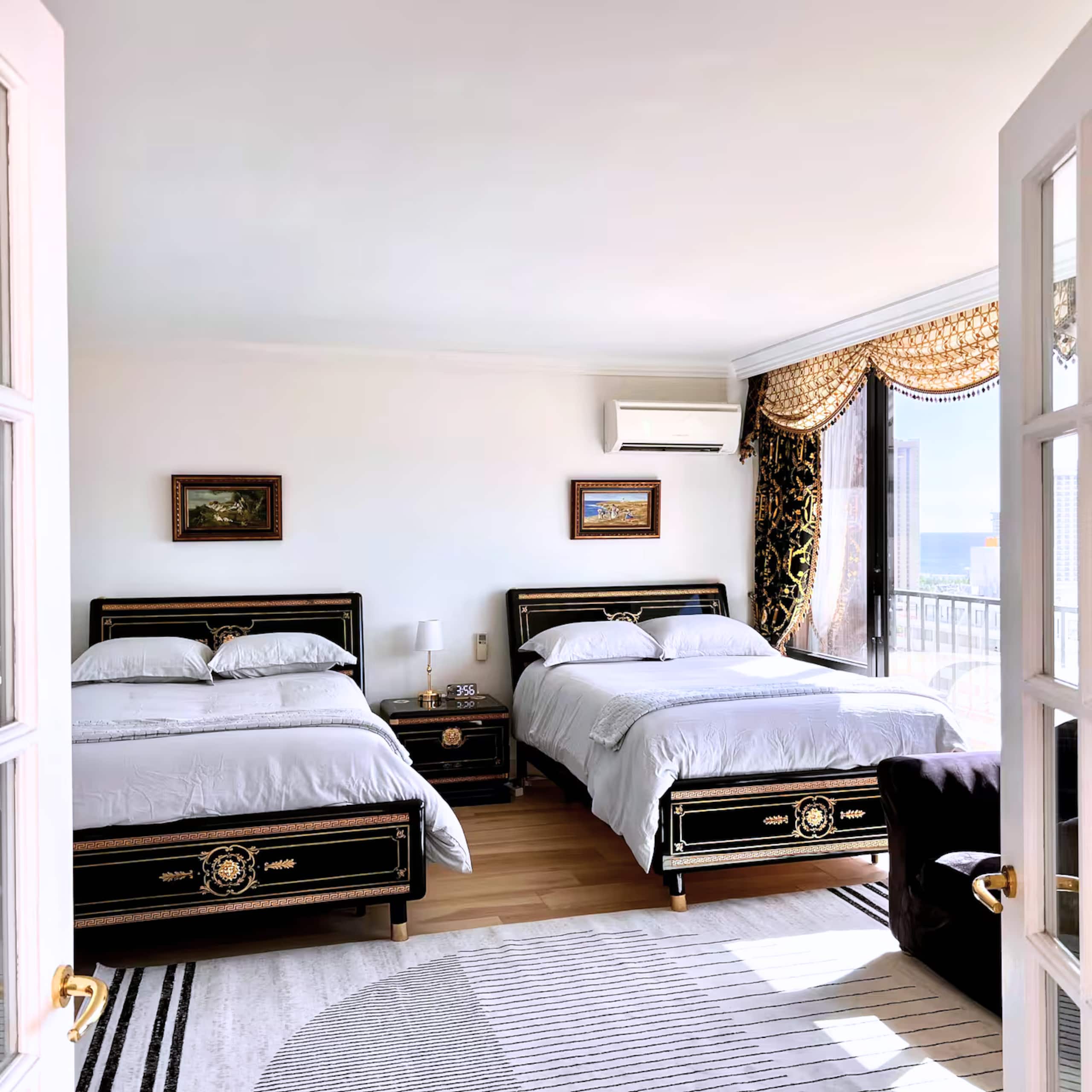 Condo in Honolulu · ★4.93 · 1 bedroom · 3 beds · 1 bath - Image 1