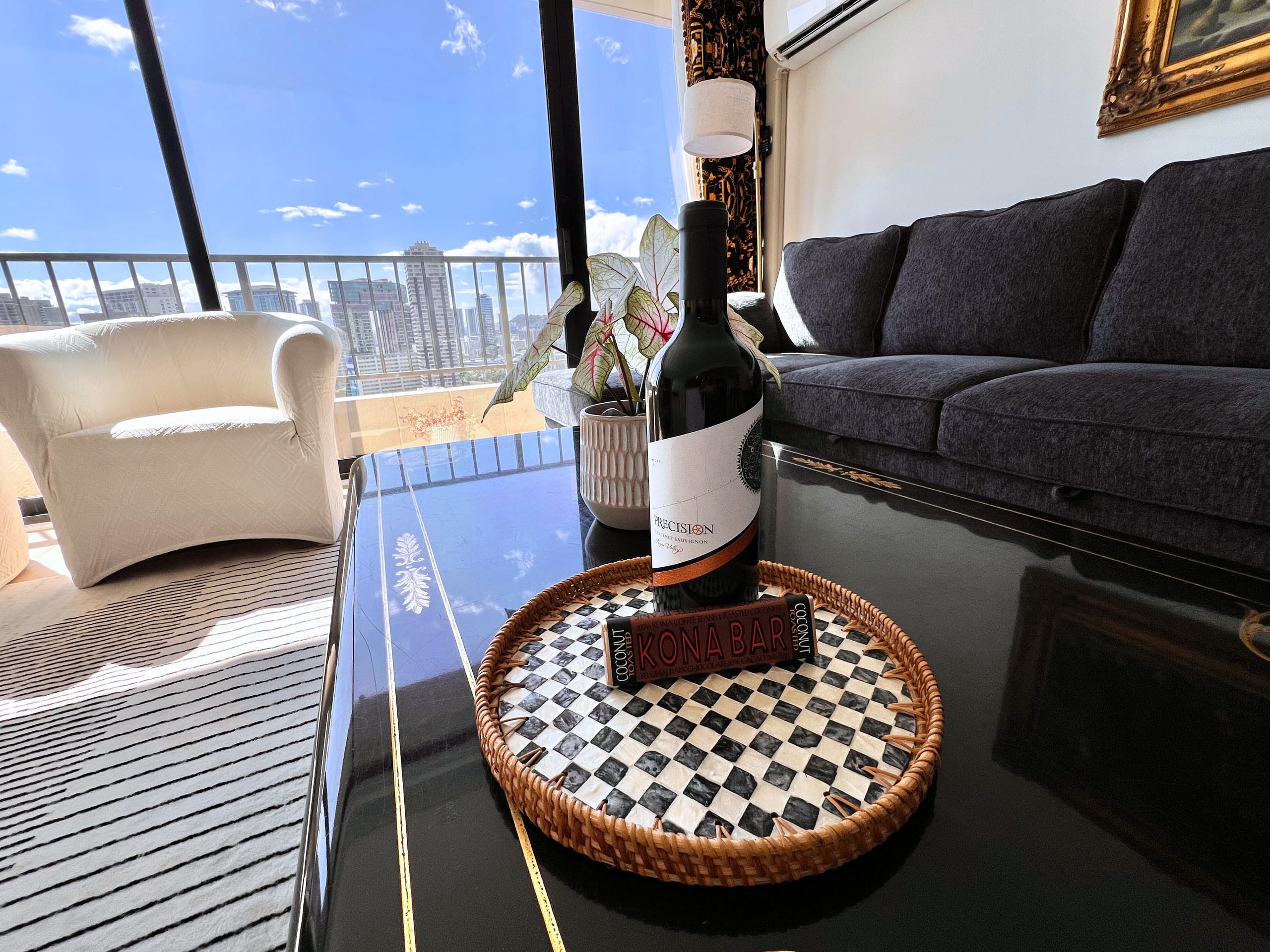 Condo in Honolulu · ★4.93 · 1 bedroom · 3 beds · 1 bath - Image 3