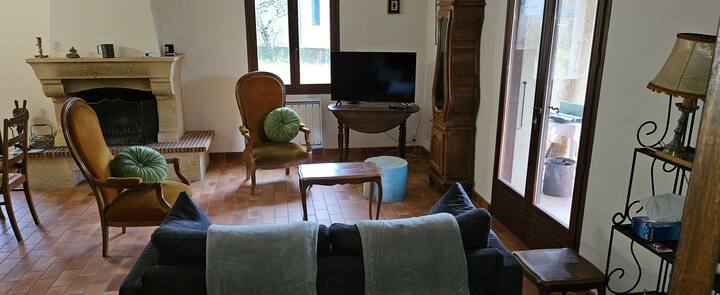"Le Mas Du Croco" 
Maison 3 Chambres Terrain Clos - Vercheny