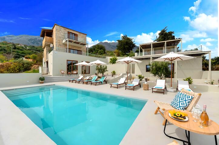 Soluna Villa Private Pool gallery image 5