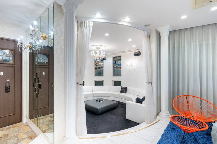 池袋/220㎡豪邸/水槽/ラグジュアリー1日1組限定1棟/スイート仕様/西巣鴨/最大10名/駐車場 gallery image 3