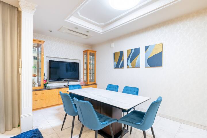 池袋/220㎡豪邸/水槽/ラグジュアリー1日1組限定1棟/スイート仕様/西巣鴨/最大10名/駐車場 gallery image 2