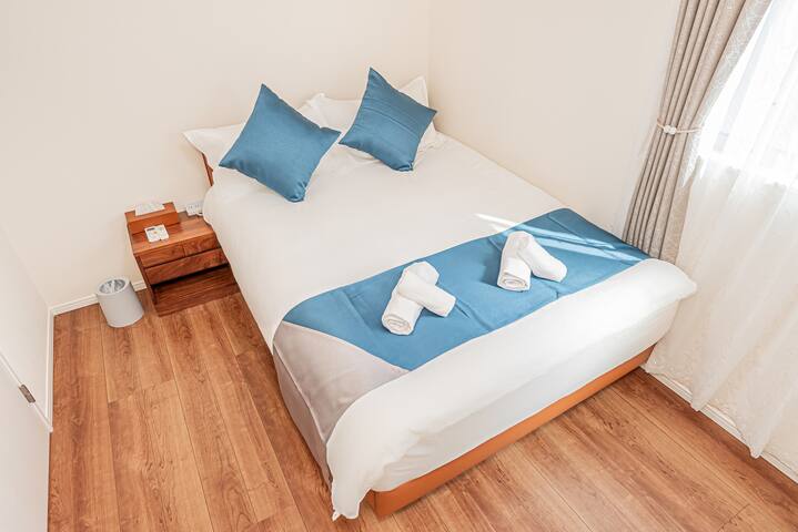 Tokyo 4BR 2BA House • Free Parking • 8min to Train gallery image 3