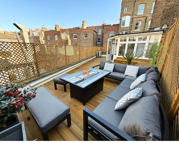 Gorgeous 4Bed Mews House With Large Roof terrace