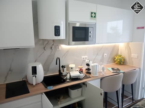 Successful Airbnb property: At Maries Peniche 4 Green in Peniche