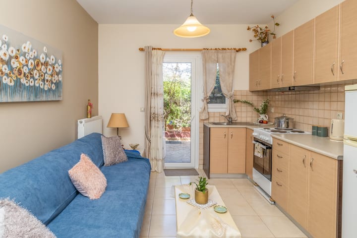 Estia Cozy Apartment - Argostoli Apartments - Cephalonia