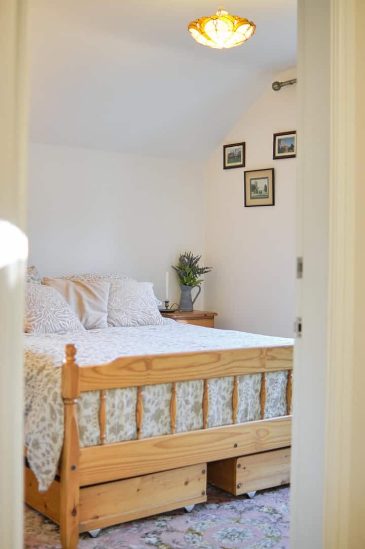 საძინებელი 1