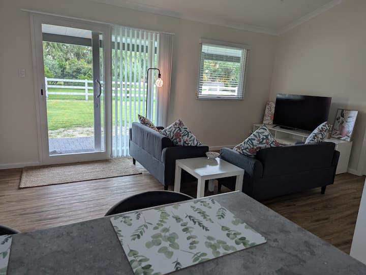 The Cottage At Gnangara Park - Perth