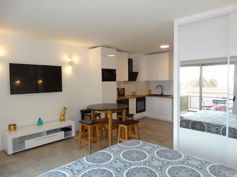 Propriété Airbnb réussie: Downtown Ajaccio, sea view and beach 300 m away. à Ajaccio