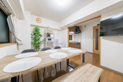 Convenient access to Tennoji, Namba, and Umeda 3F