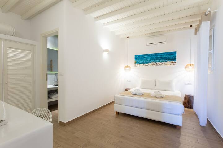 Seethroughmykonos,Superior Suite With Sea View gallery image 3