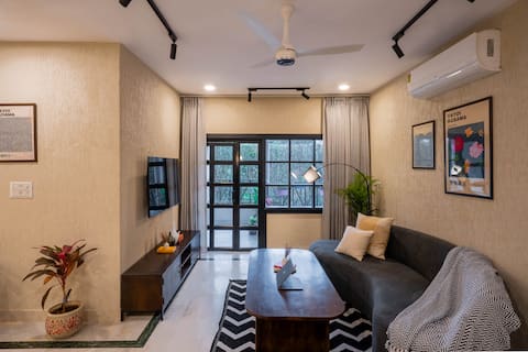 Luxury 2BHK Apartment, Walk to Taj Mahal |Spacious