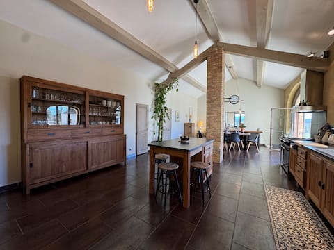 Family mask with pool and children's games