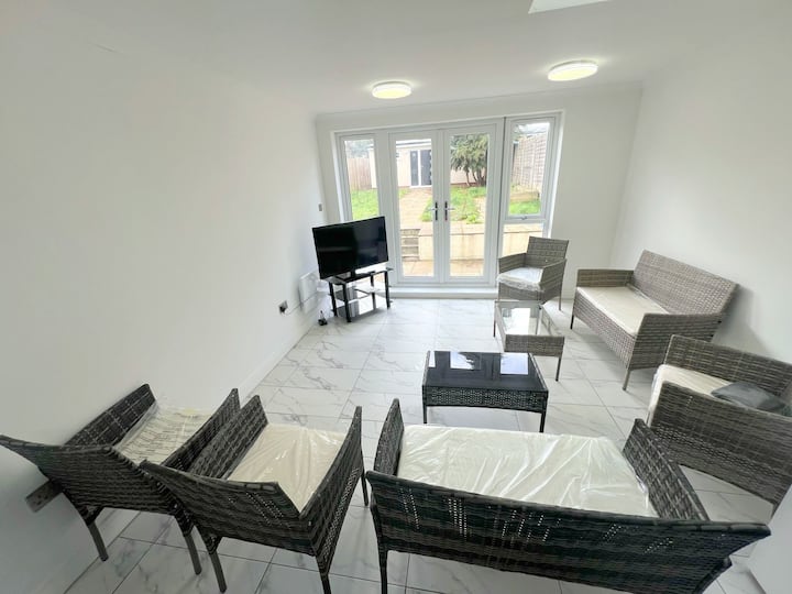 Spacious 6-bedroom House In South London (Zone 4) - Londres
