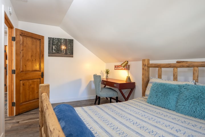 מיטה זוגית רחבה