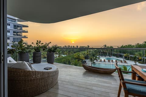 Balcony with Ocean View | Pools | Private Beach